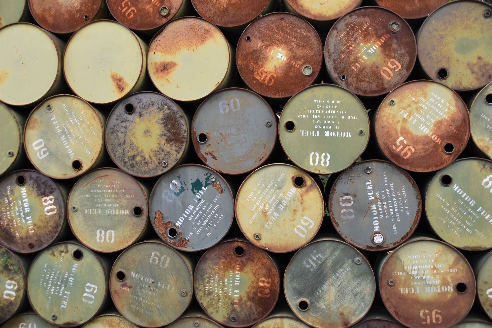 Oil Products - Volume Auto rubber components