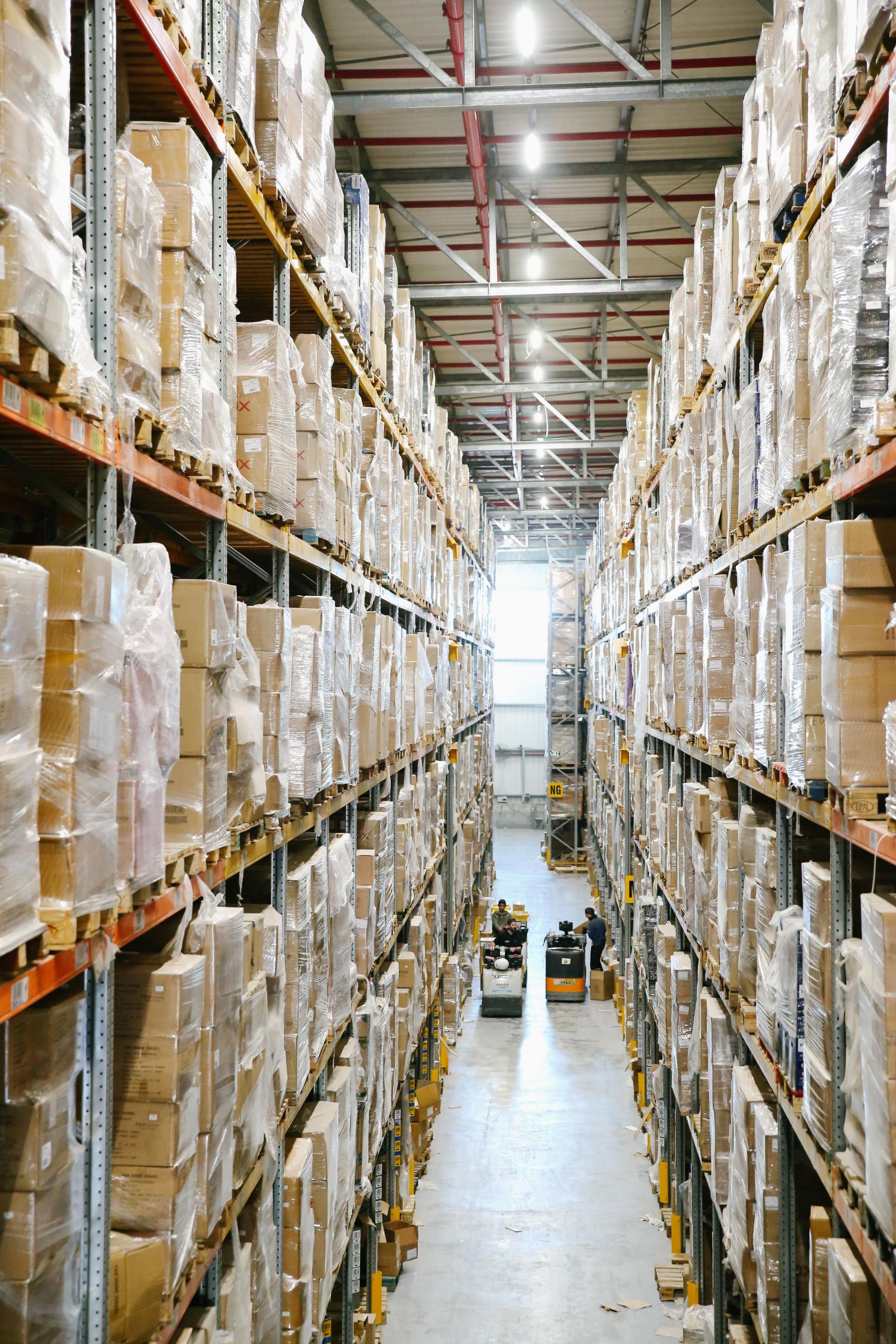 Packaging & Dispatch Center - Photo 4